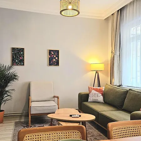 New - Luxury - Spacious Flats At The Center Apartment