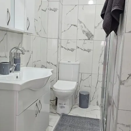 شقة New - Luxury - Spacious Flats At The Center