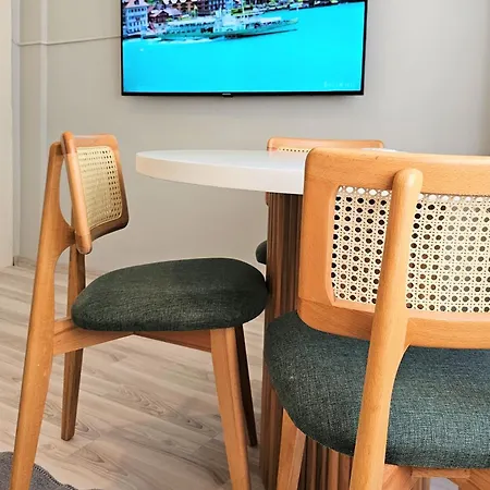 New - Luxury - Spacious Flats At The Center *