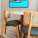 New - Luxury - Spacious Flats At The Center *