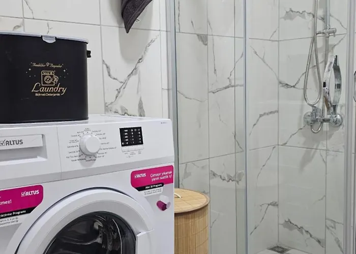 New - Luxury - Spacious Flats At The Center *