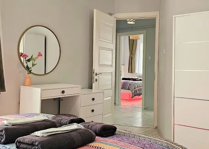 New - Luxury - Spacious Flats At The Center 아파트